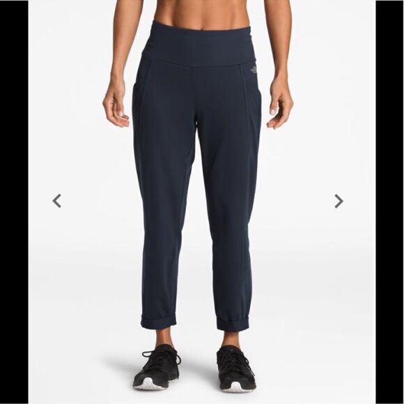 The North Face Motivation High-Rise Cuffed Legging Blue XS - Picture 3 of 7